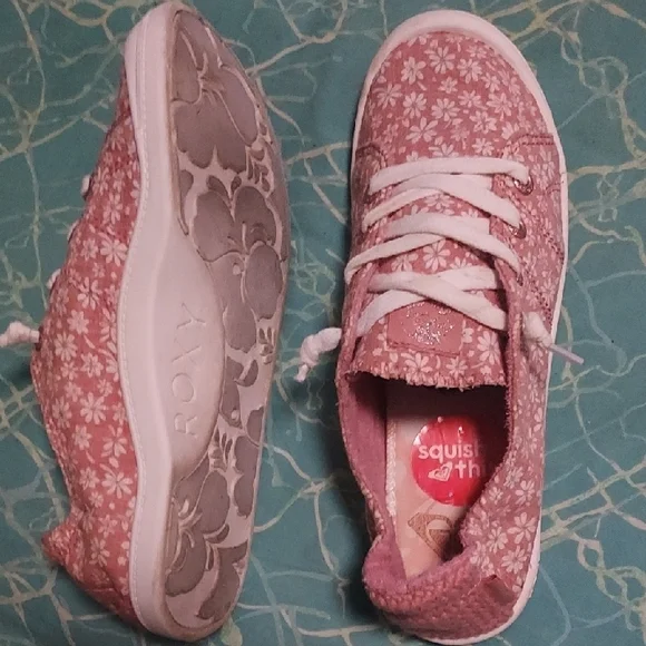 Floral Pink Women's Sneakers - Picture 4 of 7